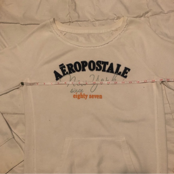 3/20$ Aeropostale - White NewYork Sweater - Picture 3 of 5
